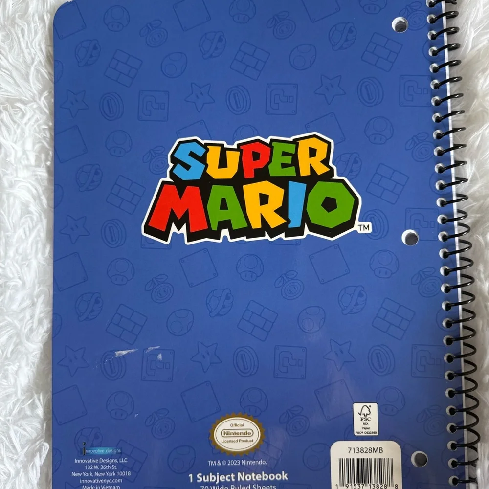 Nintendo Super Mario Binder with Super Mario notepad